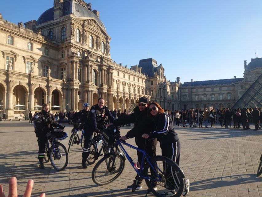 Paris City Day: Big Group From 6 to 15 Pax With Local Guide - Common questions