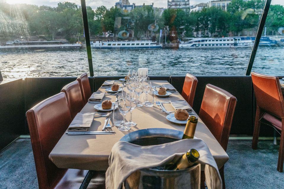 Paris: Dinner Cruise on the Seine River at 8:30 PM - Testimonials