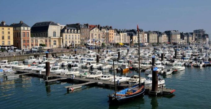 Paris: Luxury Transfer to Dieppe or Etretat - Destination Choices