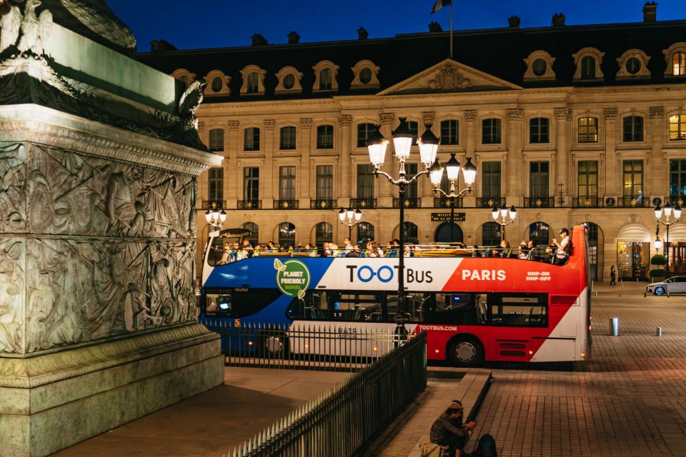 Paris: Night Bus Tour With Audioguide - Sightseeing Highlights