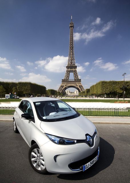Paris: Private Paris Tour in an Electric Vehicle - Common questions