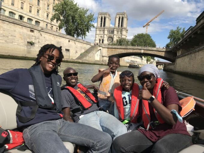 Paris: Seine River Private Cruise - Important Information