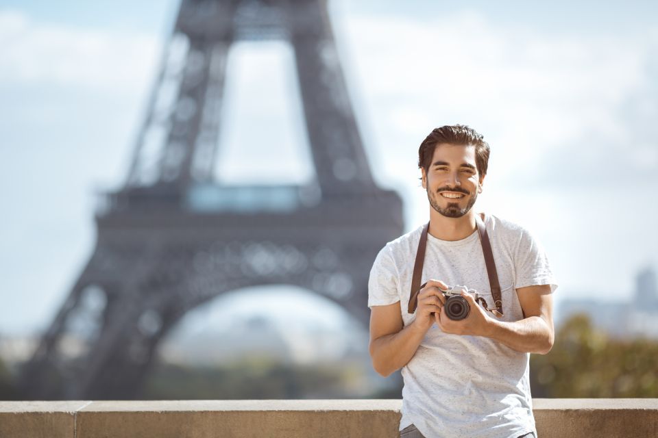 Paris: The Essentials - Eiffel Tower & Louvre Photo Shoot - Participant and Date Selection