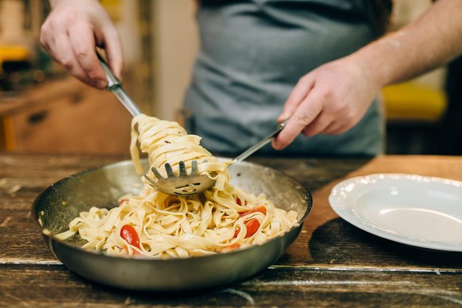 Pasta Fresca Hands-On Cooking Class With a Local in Como - Pasta Shaping for Perfect Sauces