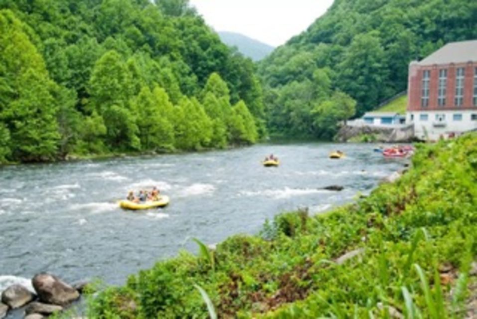 Pigeon Forge: Family-Friendly Floating Tour at the Smokies - Customer Reviews