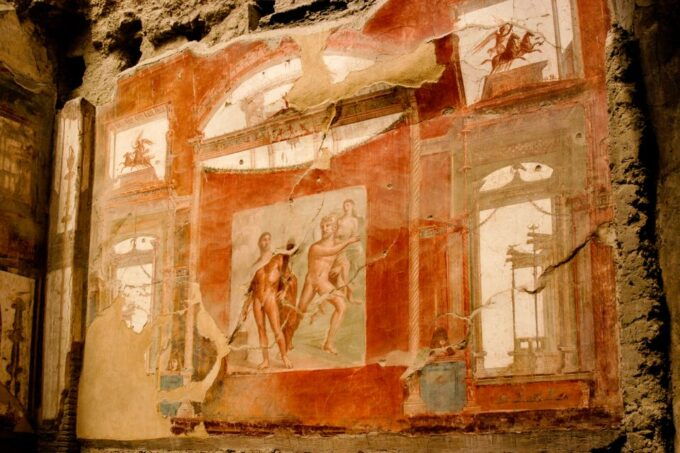 Pompei: Pompeii & Herculaneum Tour With Archaeologist Guide - Explore Pompeii and Herculaneum