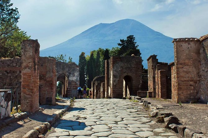 Pompeii: 2-Hour Walking Tour With Professional Guide - Cancellation Policy