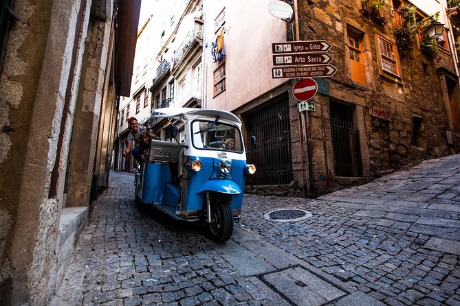 Porto Full Day Private Tour With Tuk Tuk and Lunch - Pricing and Booking