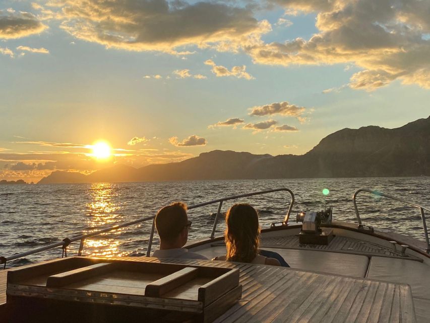 Positano: Sunset Private Cruise - Directions