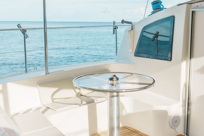 Private Catamaran Yacht Charter Maiton and Raya Islands - Customization Options Available