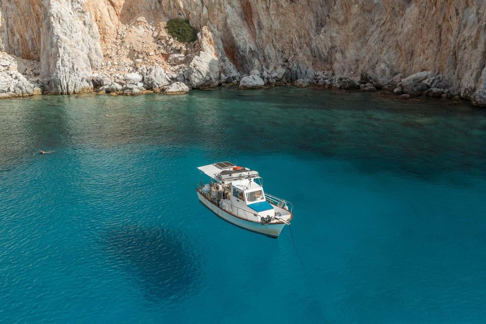 Private Cruise – Half Day Pollonia Polyaigos - Group Size