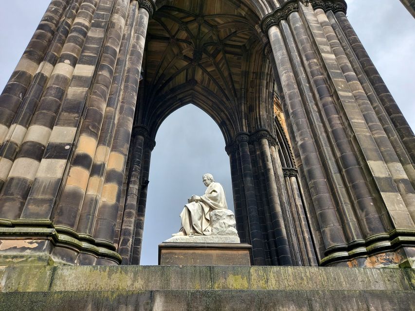 Private Discovery Tour: Edinburgh's Strange & Secret History - Vibrant Grassmarket Exploration