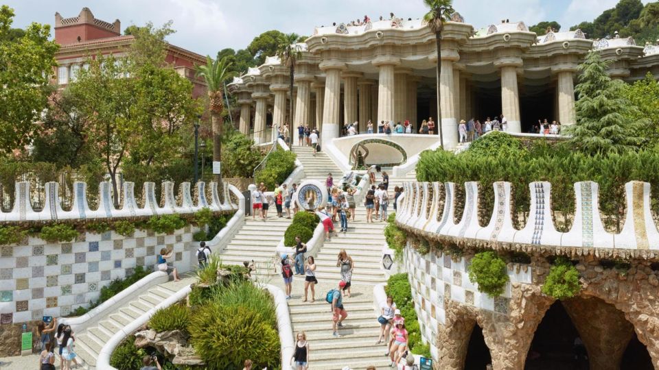 Private E-Bike Tour: Park Güell & Best of Barcelona - Common questions