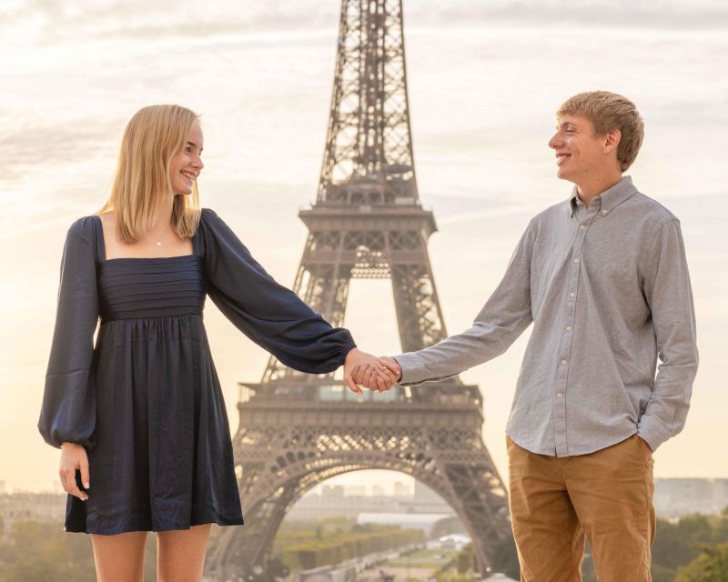 Private Guided Professional Photoshoot by the Eiffel Tower - How to Enhance Your Experience