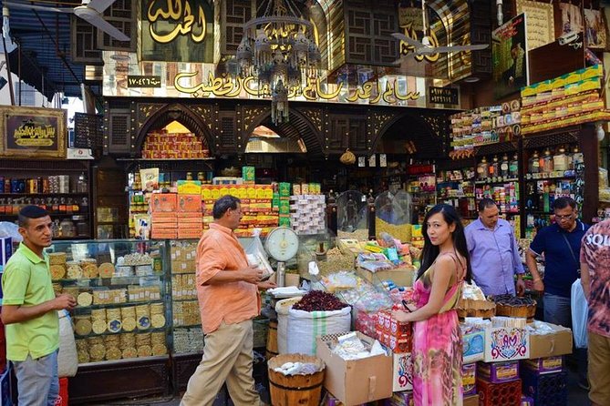 Private Guided Shopping Tour in Khan El-Khalili With Lunch - Expert Guidance