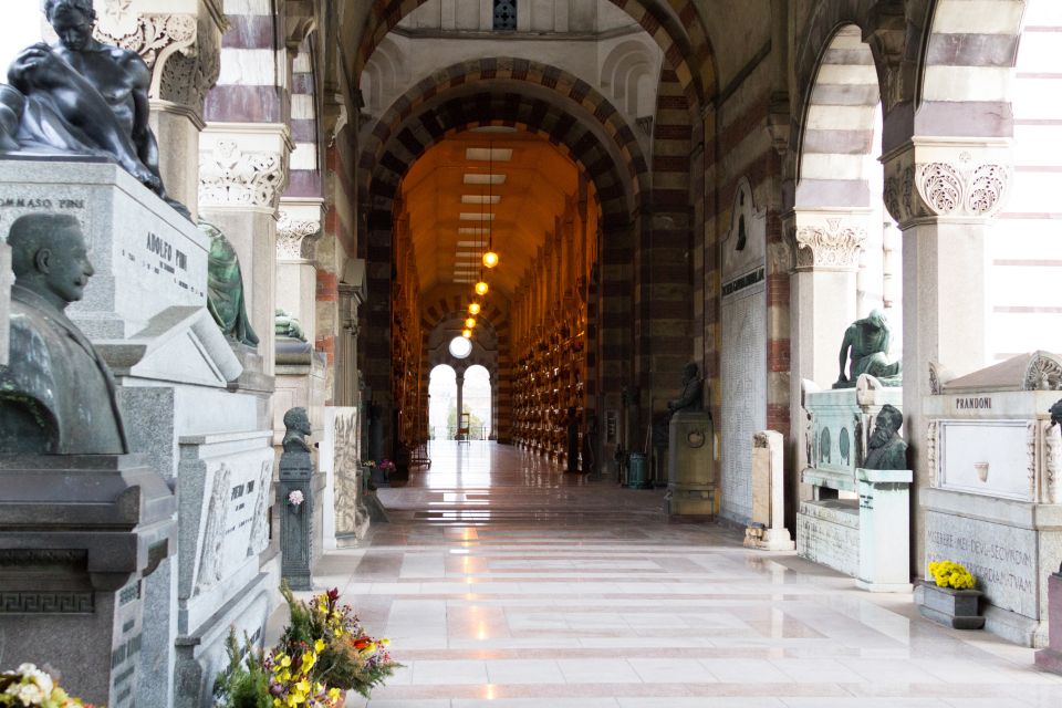 Private Guided Tour of the Cimitero Monumentale in Milan - Transportation