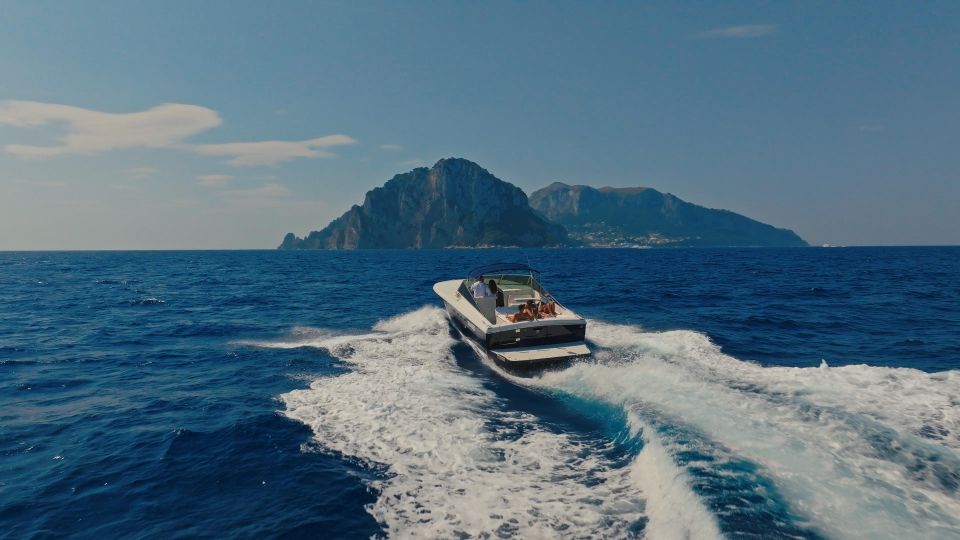 Private Luxury Boat Transfer : From Napoli to Capri - Booking Information