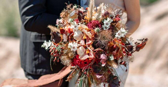 Private Making Your Own Wedding Bouquet Workshop in Paris - Inclusions in the Workshop