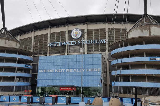 Private Round-Trip Transfer From Manchester Airport to Etihad Stadium - Common questions