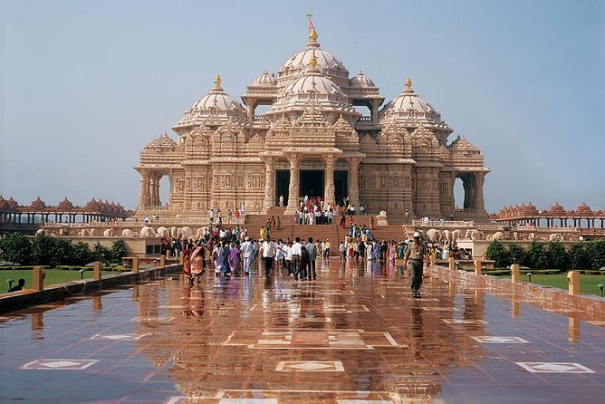 Private Spiritual Tour: Akshardham Temple, Lotus Temple & ISKCON in South Delhi - Spiritual Sites Included