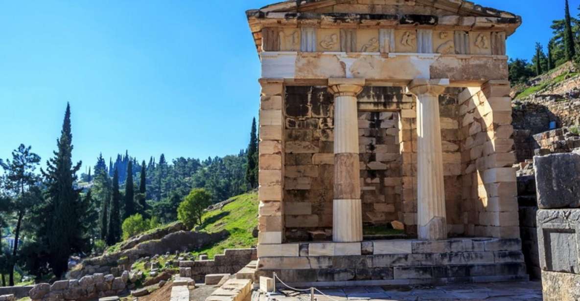 Private Tour From Athens to Delphi & Arachova by VIP Minibus - Tour Itinerary