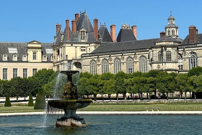 Private Tour of the Great Christmas of Vaux Le Vicomte and Fontainebleau - Customer Support and Assistance Details