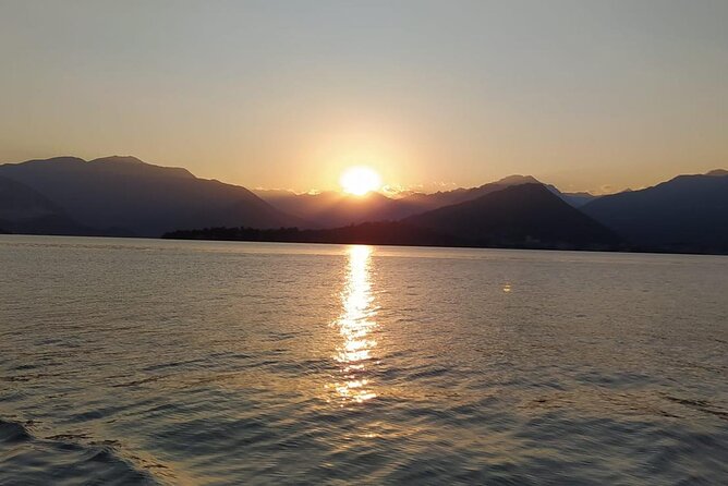 Private Tour on a Sailing Boat on Lake Maggiore With Aperitif and Music - Common questions
