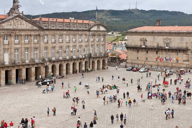 Private Tour Santiago De Compostela From Lisbon - Itinerary Highlights