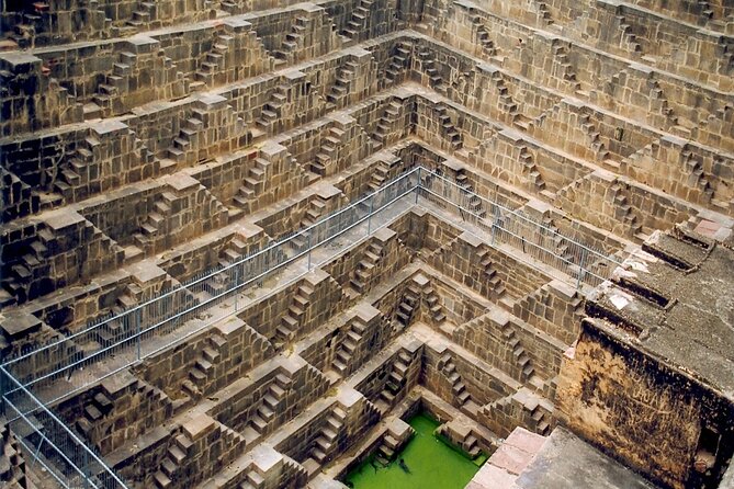 Private Transfer Agra To Jaipur Via Fatehpur Sikri & Chand Baori, Step Well - Directions for Your Private Transfer