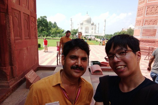Private Trip to Taj Mahal Agra by Car From Delhi - Traveler Reviews