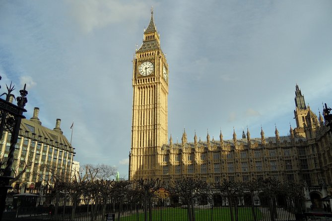 Private Walking Tour of Central London - Historical Landmarks