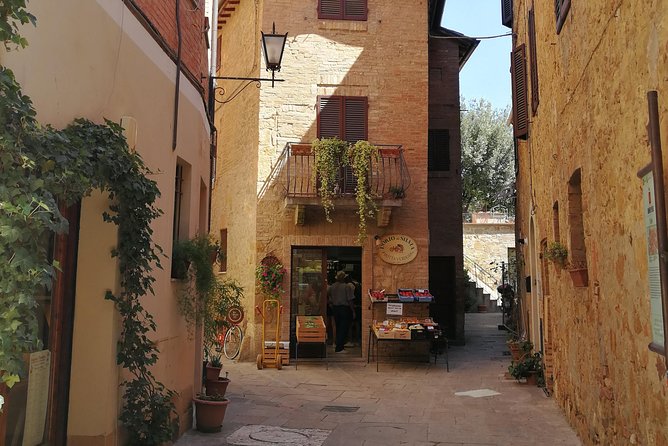 Private Walking Tour of Pienza With Licensed Tour Guide - Additional Details and Resources