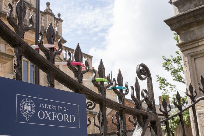 Private Walking Tour: Oxford Highlights, Including Entry to One College - Tour Highlights and Guide