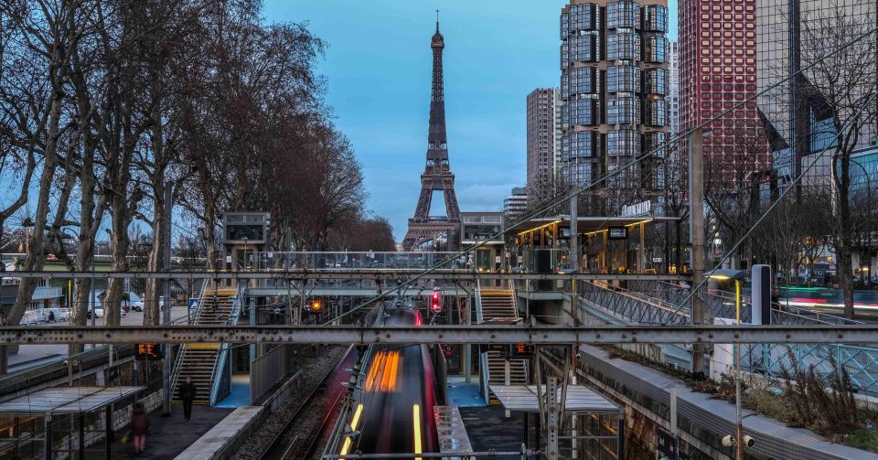 Railway or Bus Station: Private Transfer in Paris - Cancellation Policy and Payment