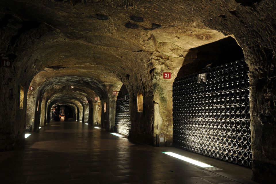 Reims/Epernay: Private Moet & Chandon Winery Tour & Tastings - Location Details