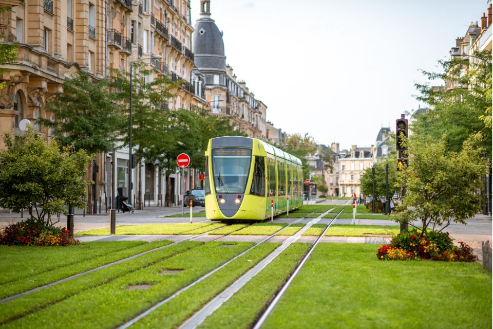 Reims: First Discovery Walk and Reading Walking Tour - Requirements