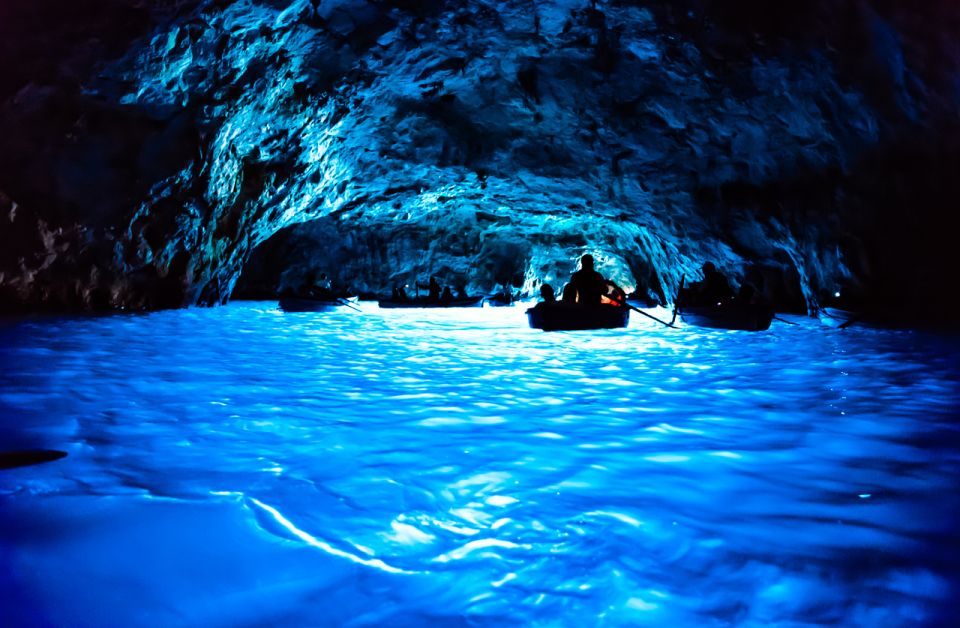 Remarkable Sites of Capri Boat Tour - Faraglioni Rock Marvel