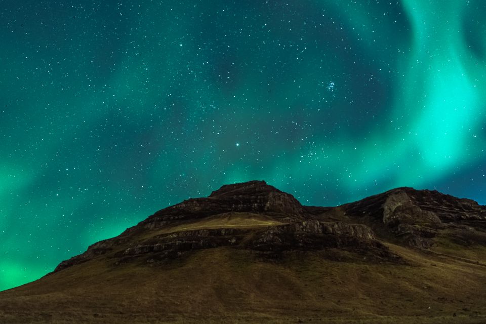 Reykjavik: Northern Lights Photo Tour & Aurora Center Ticket - Tour Highlights