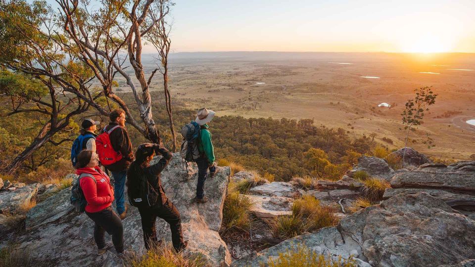 Roma: Lost World Carnarvons and Wallaroo Day Tour - Experience Highlights