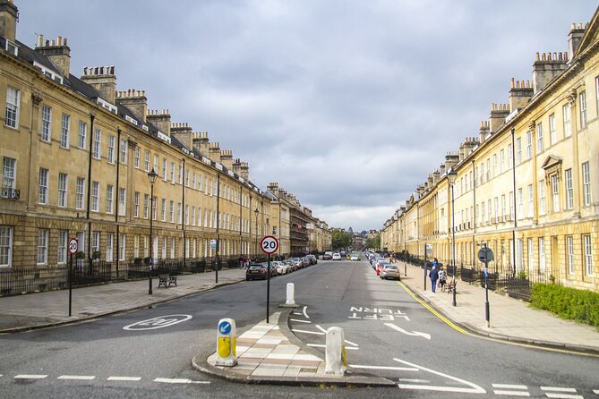 Roman Bath and Cotswolds Walking Tour of London - Lunch and Refreshment Break