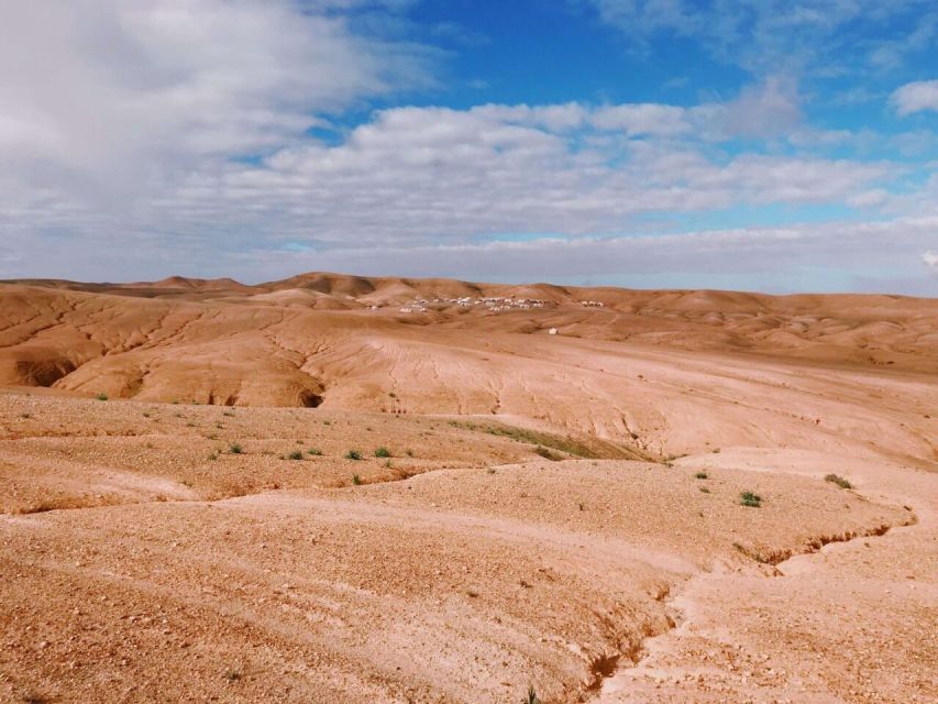 Romantic Dinner & Camel Ride In Agafay Desert - Romantic Dinner Details