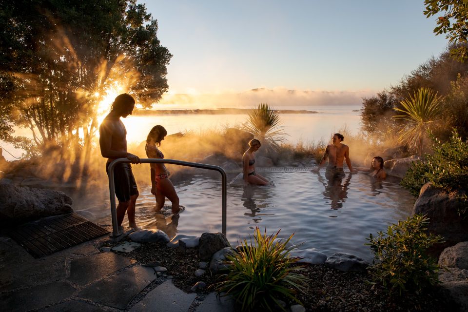 Rotorua Lake: Deluxe Lake Spa Geothermal Hot Spring Bathing - Inclusions