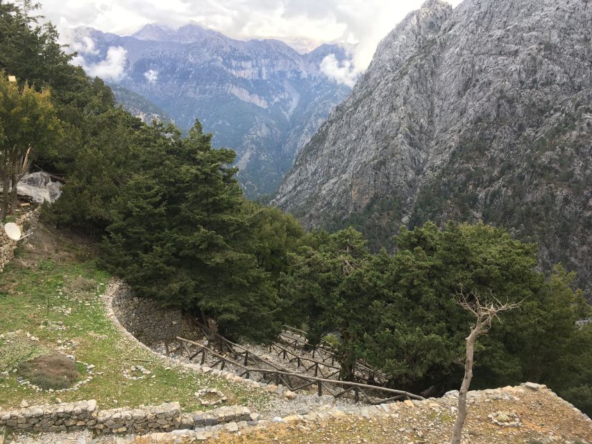 Samaria Gorge: Private Transfer Tour - Not Suitable For