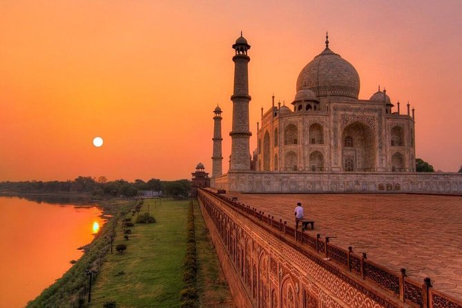 Same Day Taj Mahal Tour by Car From Delhi - Safety and Security Measures