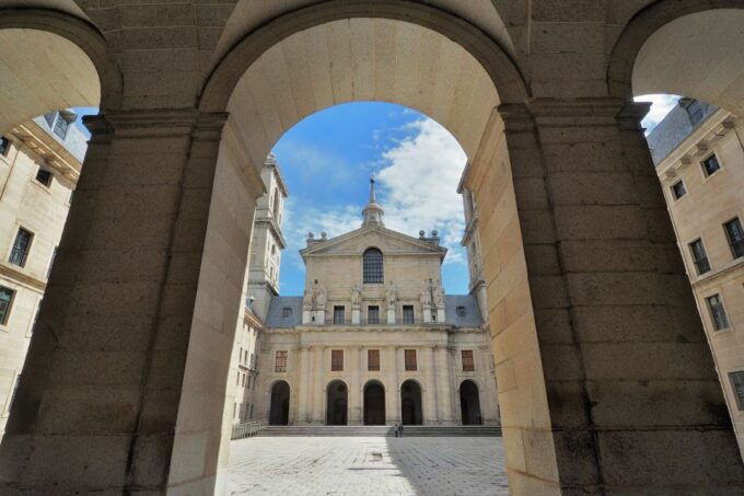 San Lorenzo De El Escorial: Monastery and Site Guided Tour - Inclusions