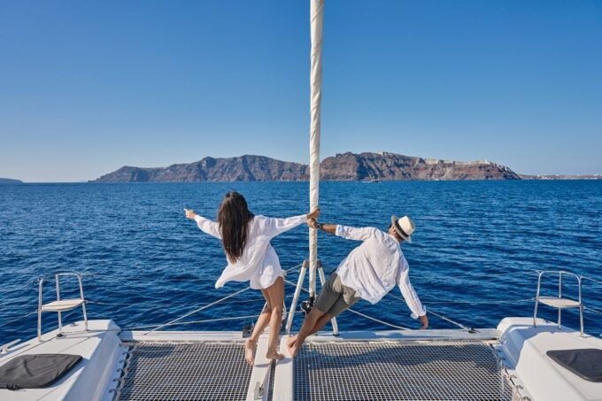 Santorini: Caldera Catamaran Cruise With Meal & Drinks - Important Information