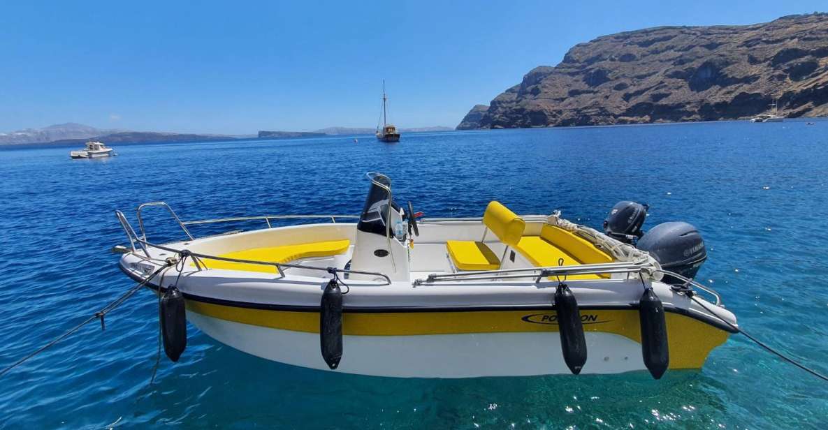 Santorini: License Free Boat - Itinerary and Experience