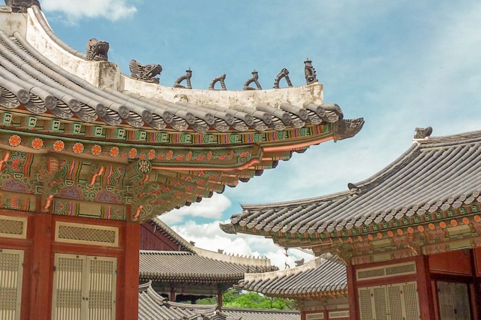 Seoul: Ancient Palaces and Scenic Points Walking Tour - Review Summary