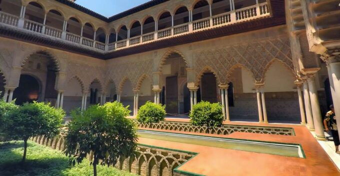 Seville: Alcazar Private Tour - Directions