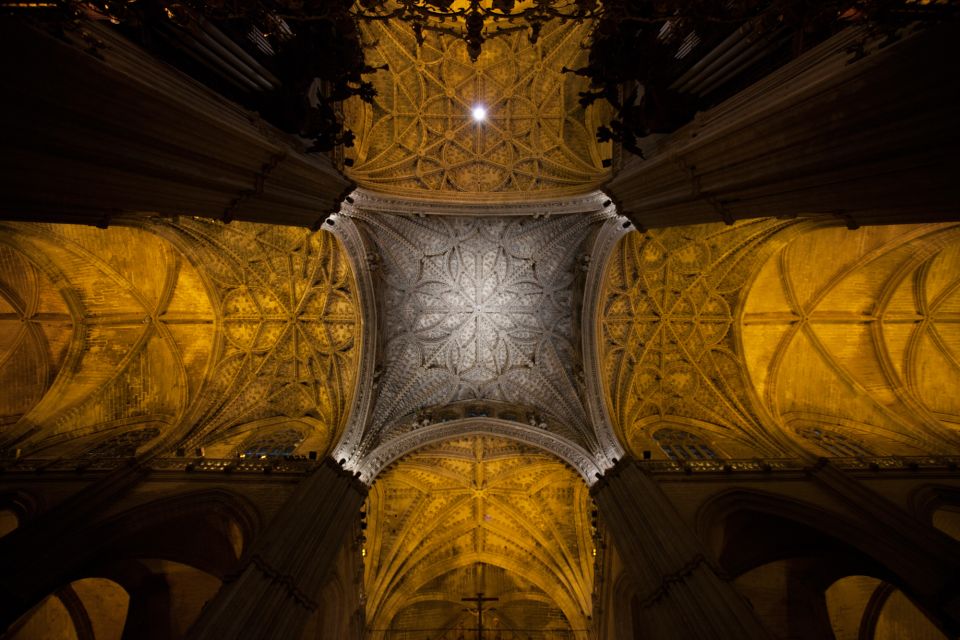 Seville: Cathedral and Giralda Tower Guided Tour and Tickets - Giralda Tower Visit Details